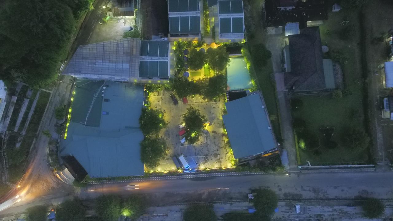 Atsari Hotel 빠라빳 외부 사진